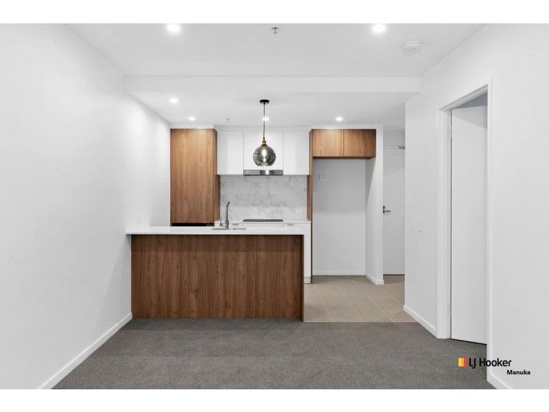 2311/15 Bowes Street, Phillip ACT 2606