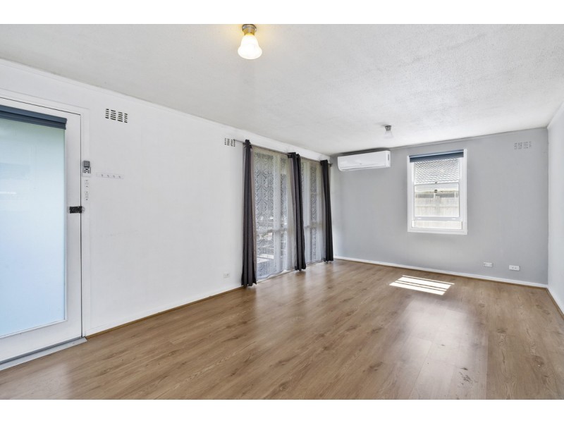 16 Fenton Street, Downer ACT 2602