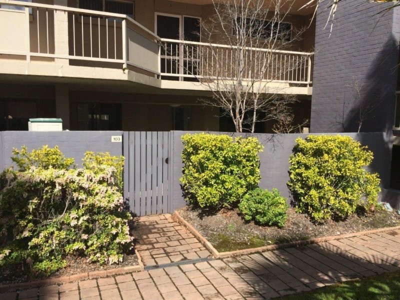 103/10 Currie Crescent, Griffith ACT 2603