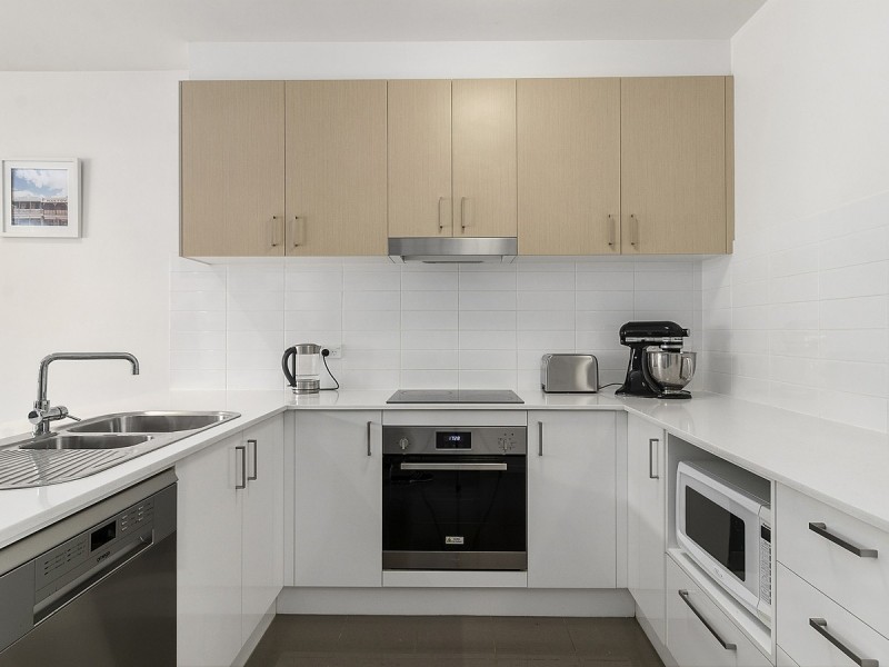 69/39 Jerrabomberra Avenue, Narrabundah ACT 2604