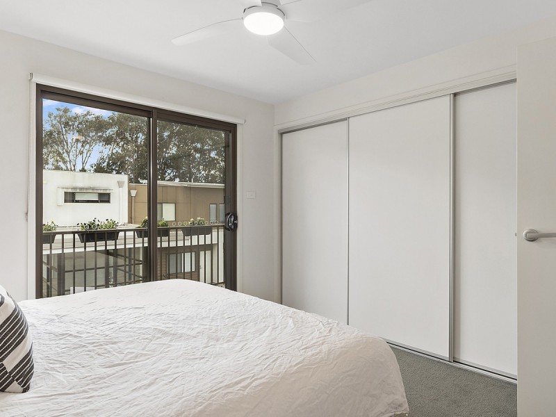 69/39 Jerrabomberra Avenue, Narrabundah ACT 2604