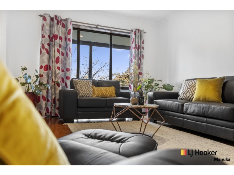 2 Kingsbury Street, Gowrie ACT 2904