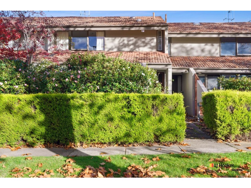 102 Arthur Circle, Forrest ACT 2603