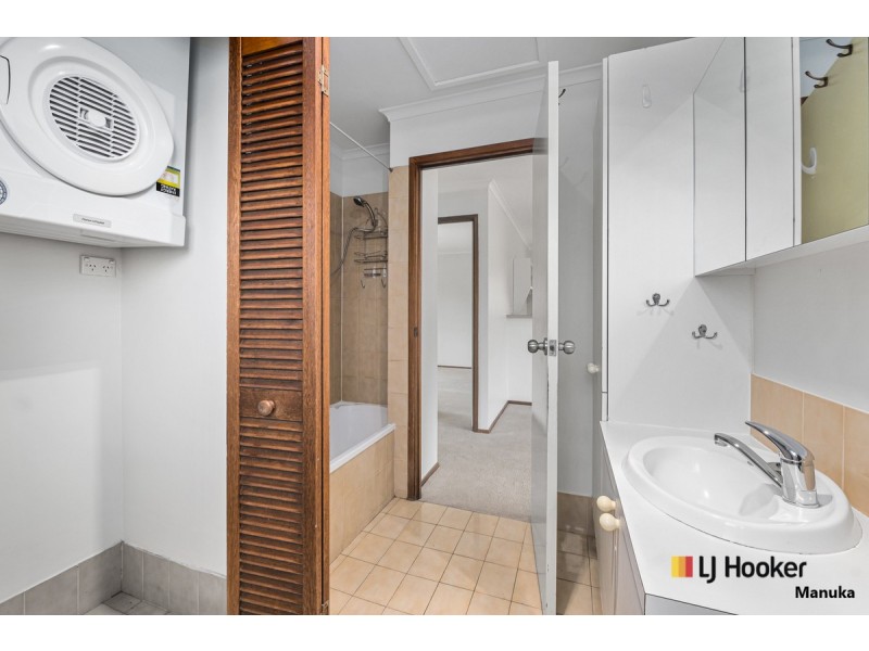 16/2 Buik Place, Belconnen ACT 2617