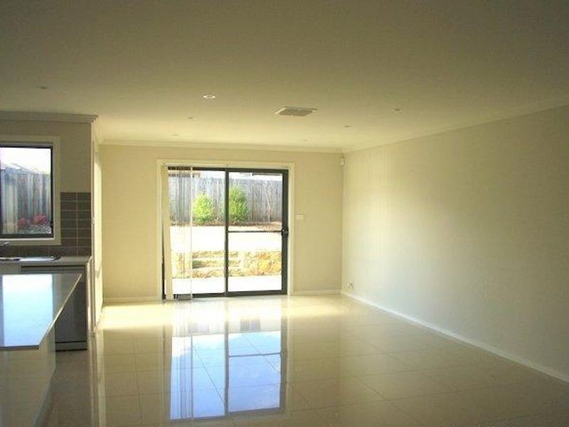 8 Haven Street, Harrison ACT 2914