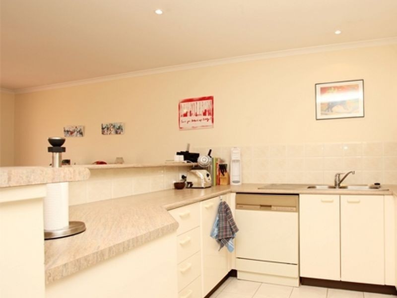 54/44 Jerrabomberra Avenue, Narrabundah ACT 2604