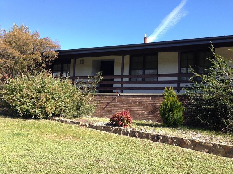 42 Soloman Crescent, Latham ACT 2615