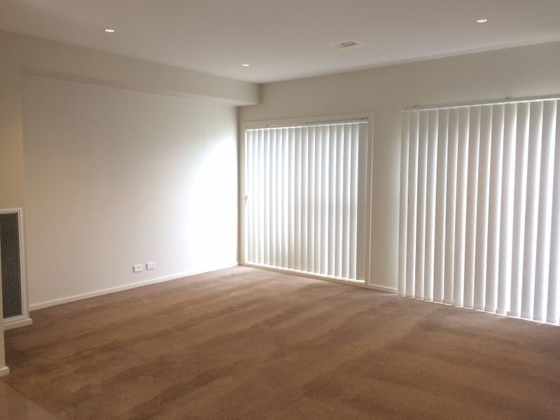 9 Bettie McNee Street, Watson ACT 2602
