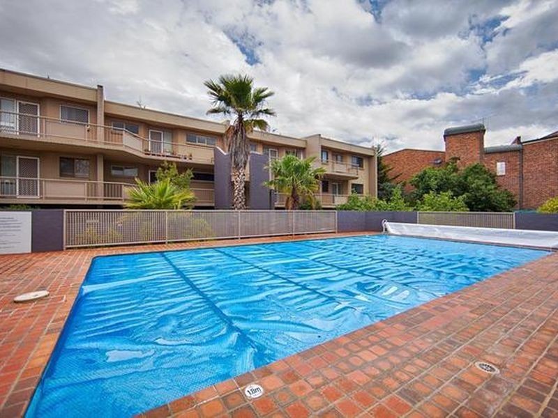 310/10 Currie Crescent, Griffith ACT 2603