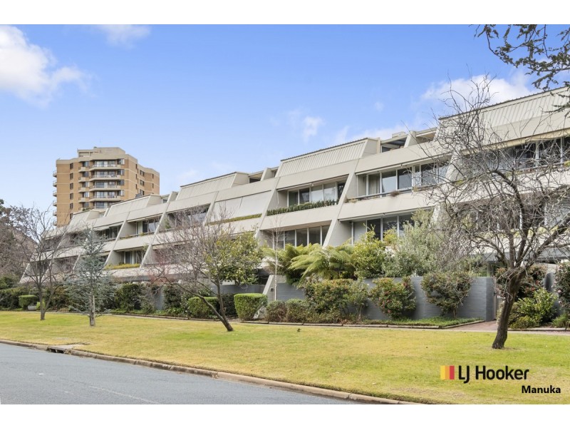 27/18 Currie Crescent, Kingston ACT 2604