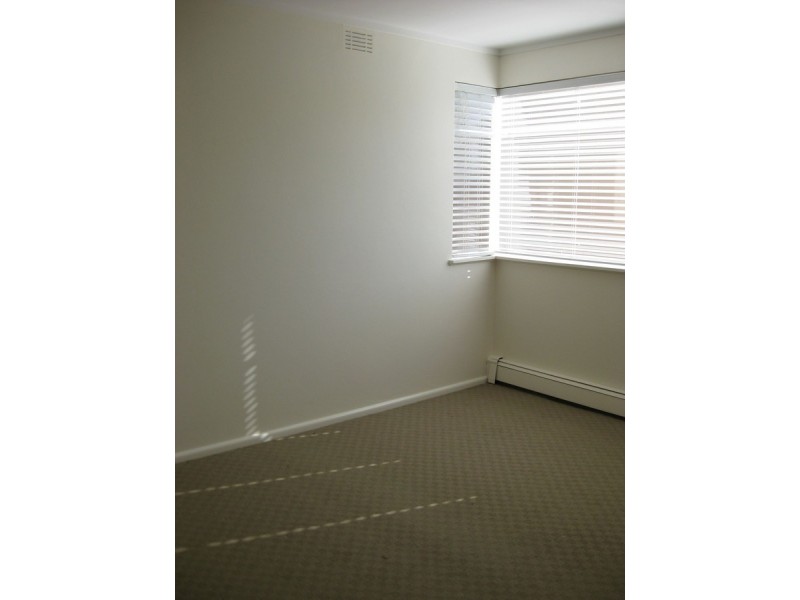 3/4 Nuyts Street, Red Hill ACT 2603