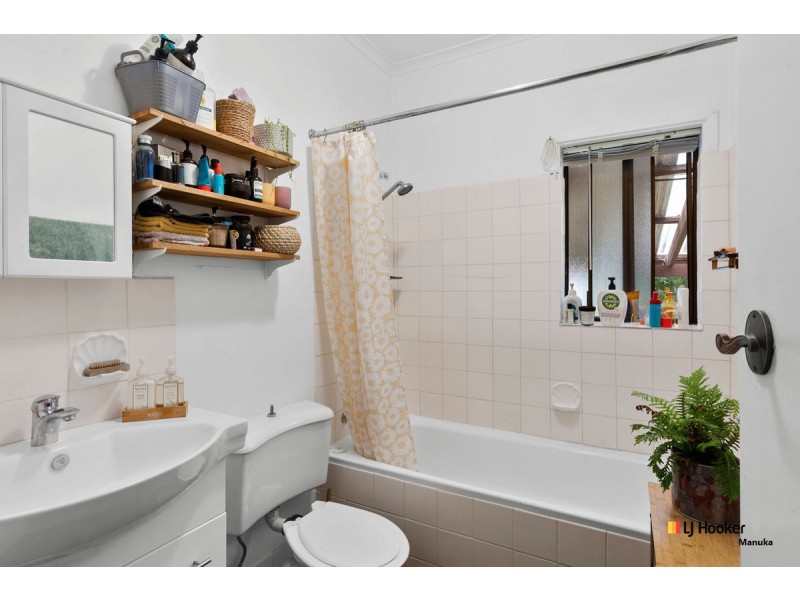25 Tungun Street, Narrabundah ACT 2604