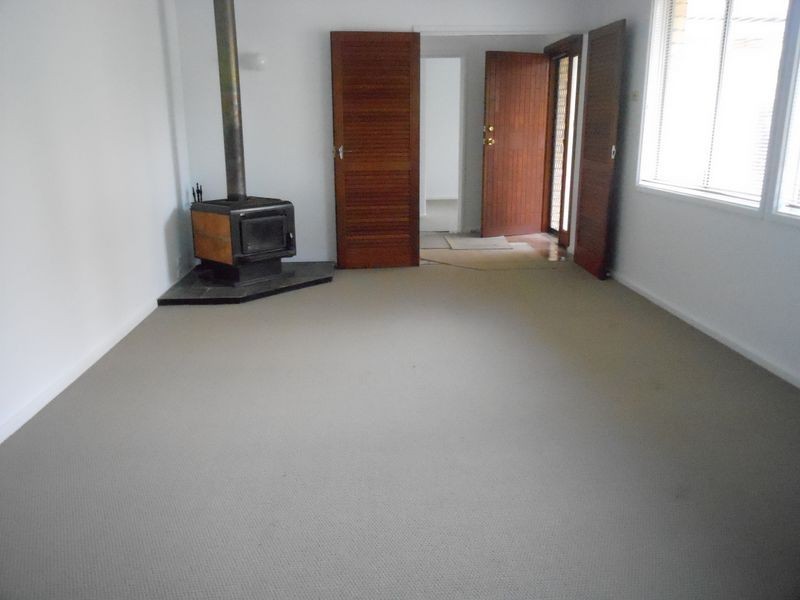 17 Clermont Street, Fisher ACT 2611