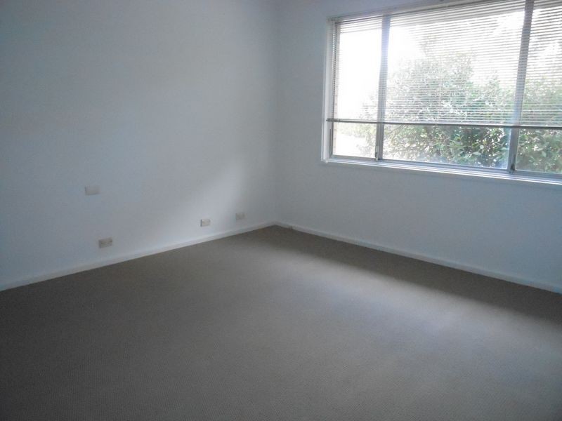 17 Clermont Street, Fisher ACT 2611