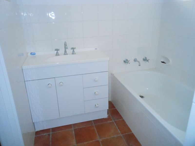 17 Clermont Street, Fisher ACT 2611