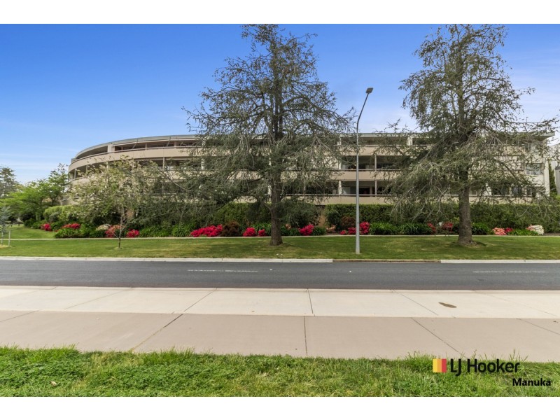 F6/2 Currie Crescent, Griffith ACT 2603