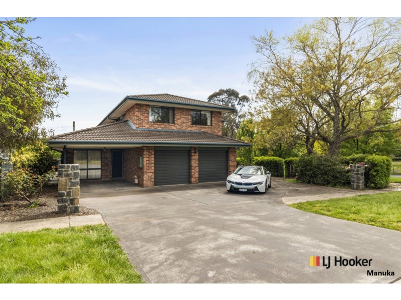 2 Hamilton Row, Yarralumla ACT 2600