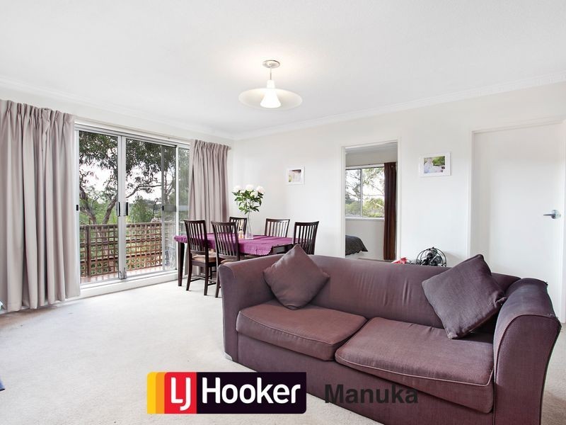 2/102 Henderson Road, Queanbeyan NSW 2620