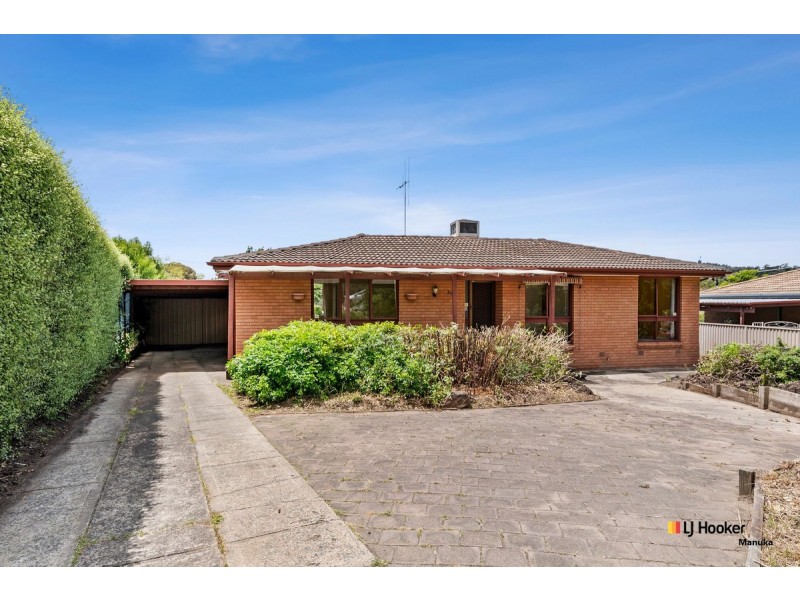 25 Pearson Street, Holder ACT 2611