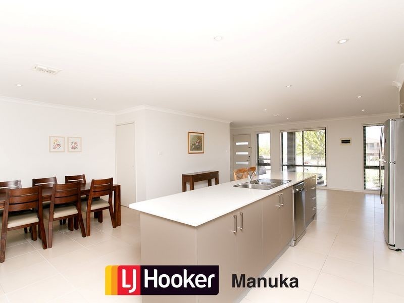 39 Hazelgrove Street, Harrison ACT 2914