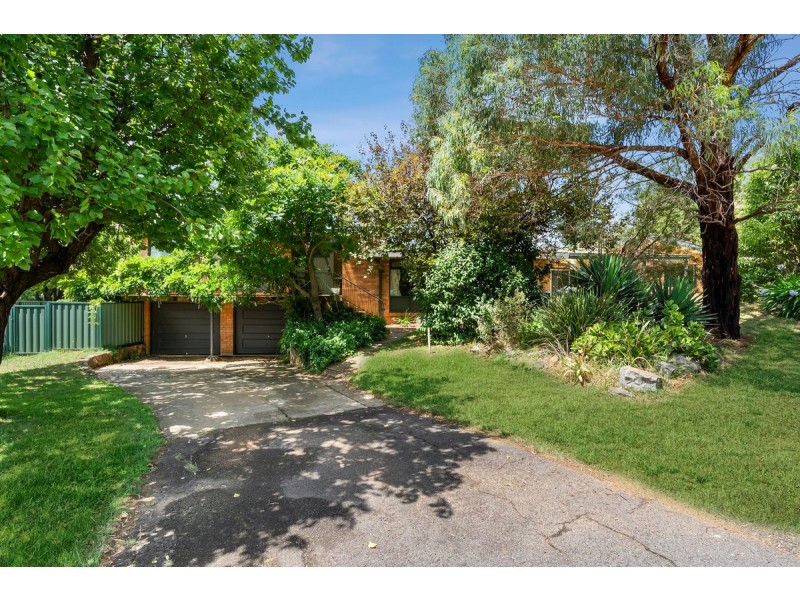 9 Hartog Street, Griffith ACT 2603