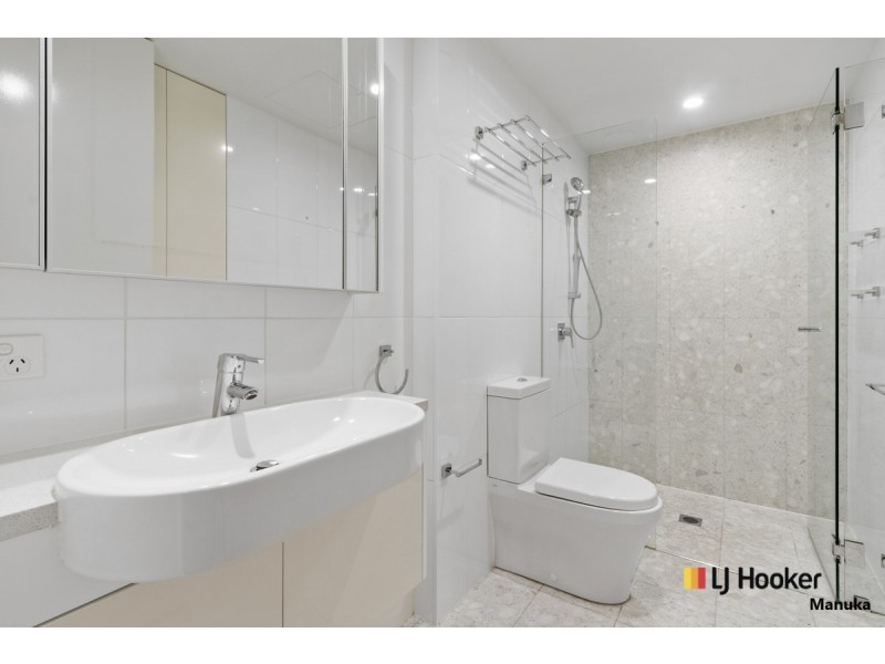 61/11 Trevillian Quay, Kingston ACT 2604