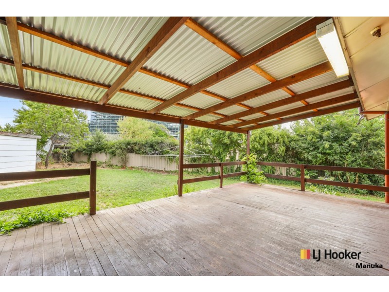 127 Gilmore Crescent, Garran ACT 2605