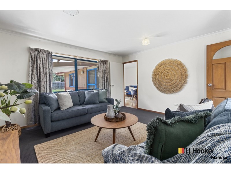 28 Anembo Street, Narrabundah ACT 2604