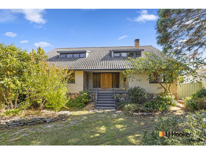 18 Gatton Street, Farrer ACT 2607