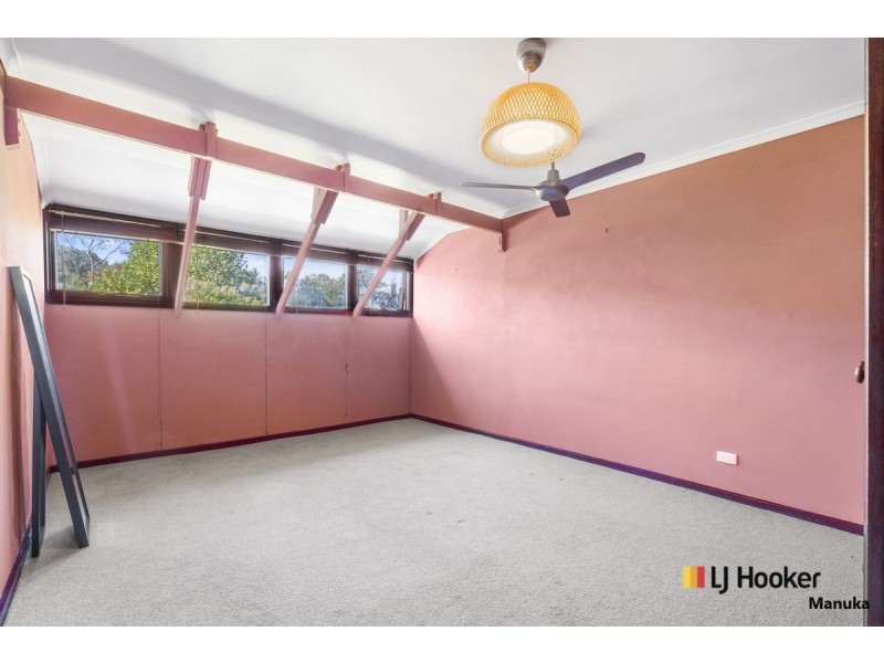 18 Gatton Street, Farrer ACT 2607