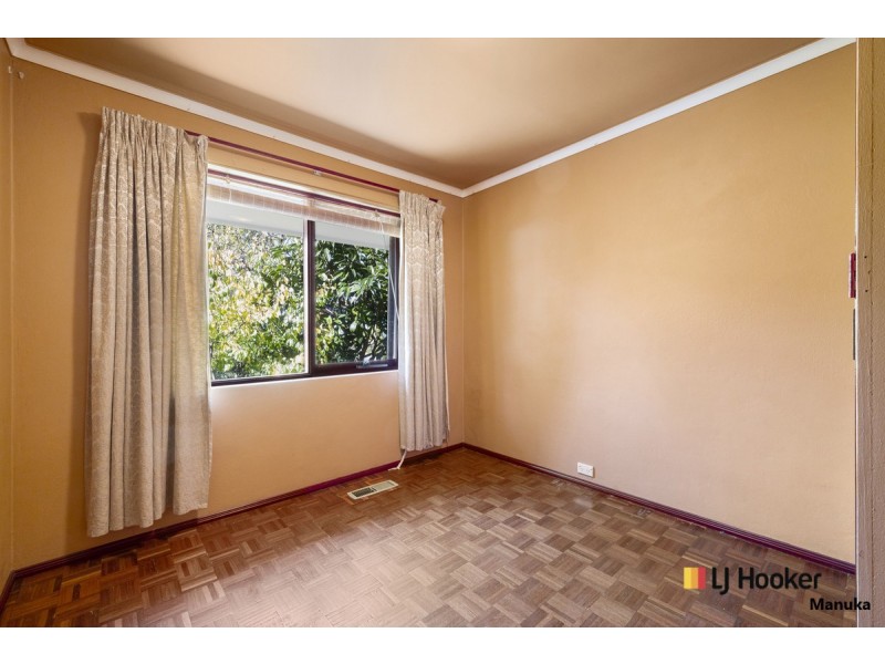 18 Gatton Street, Farrer ACT 2607