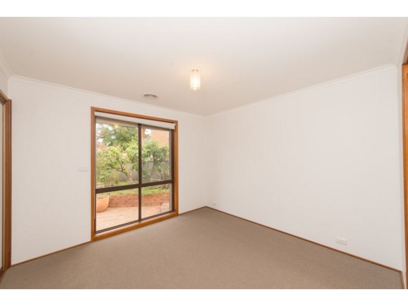 42 Ngunnawal Drive, Isaacs ACT 2607