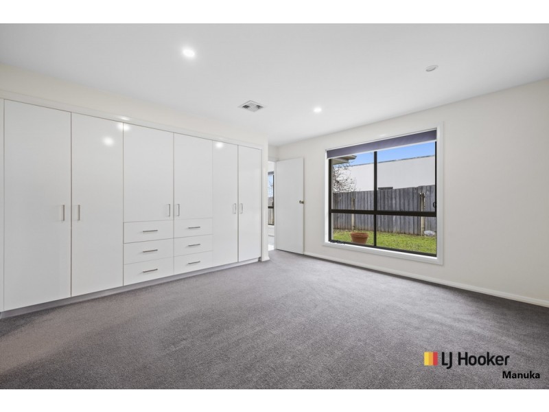 54B McCulloch Street, Curtin ACT 2605