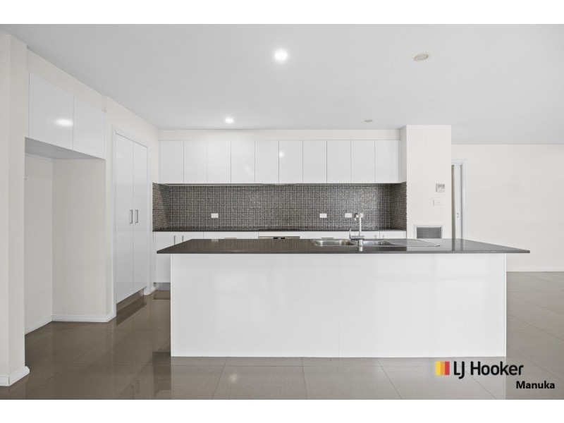 54B McCulloch Street, Curtin ACT 2605