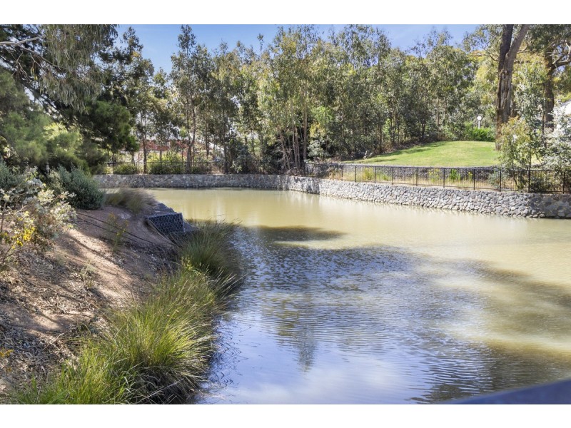 11/18 Whitmore Crescent, Watson ACT 2602