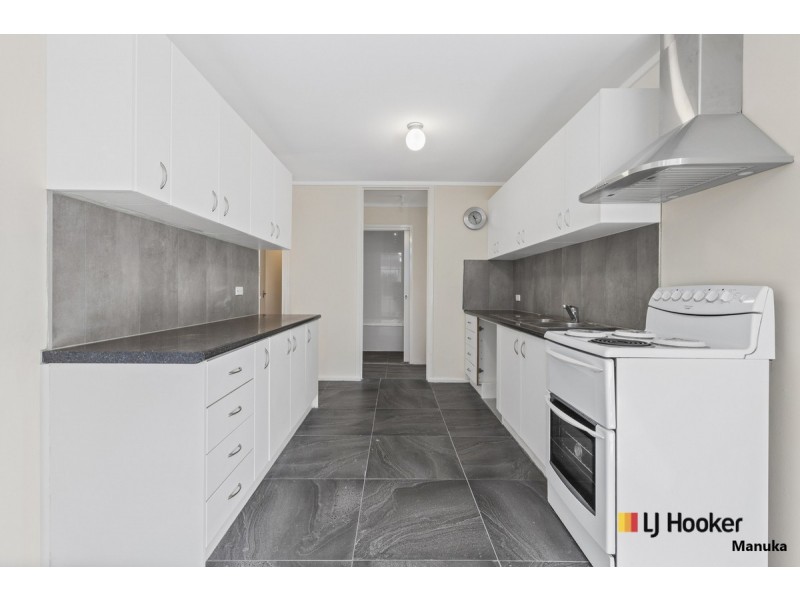 8A Lawley Street, Deakin ACT 2600