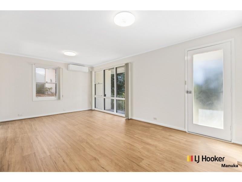 8A Lawley Street, Deakin ACT 2600