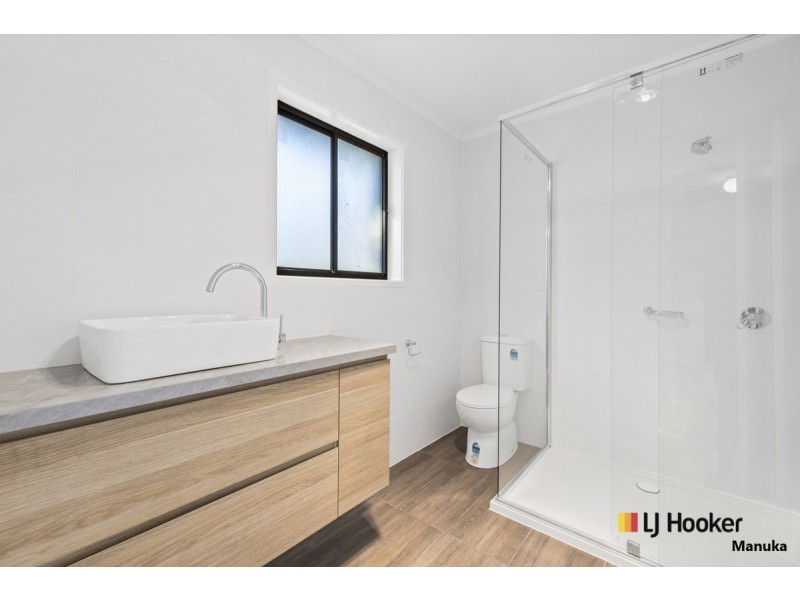 8A Lawley Street, Deakin ACT 2600