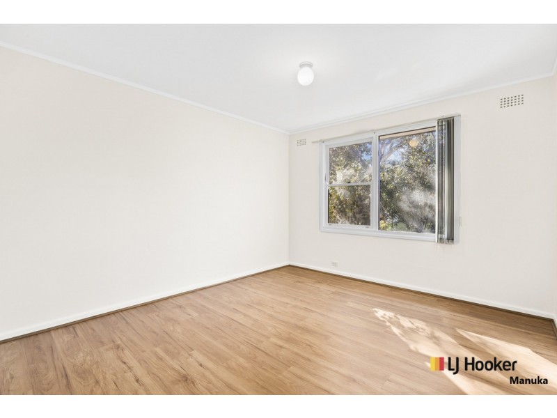 8A Lawley Street, Deakin ACT 2600