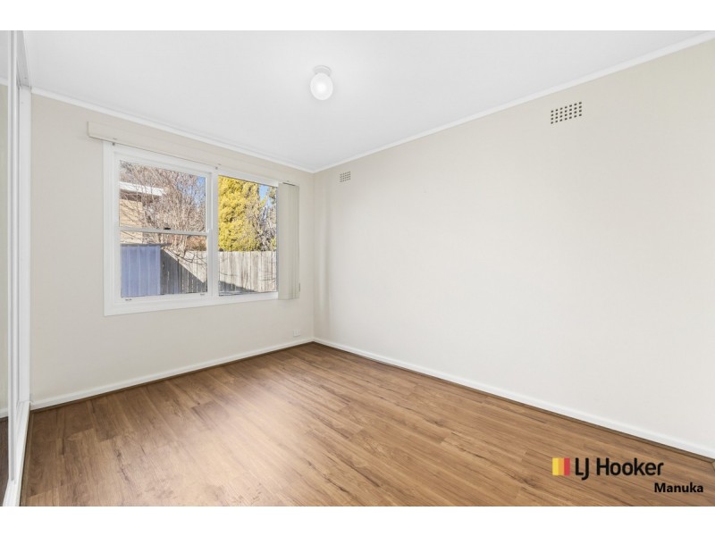 8A Lawley Street, Deakin ACT 2600