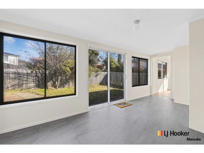 8A Lawley Street, Deakin ACT 2600