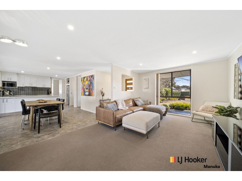 54 Tepper Circuit, Kambah ACT 2902