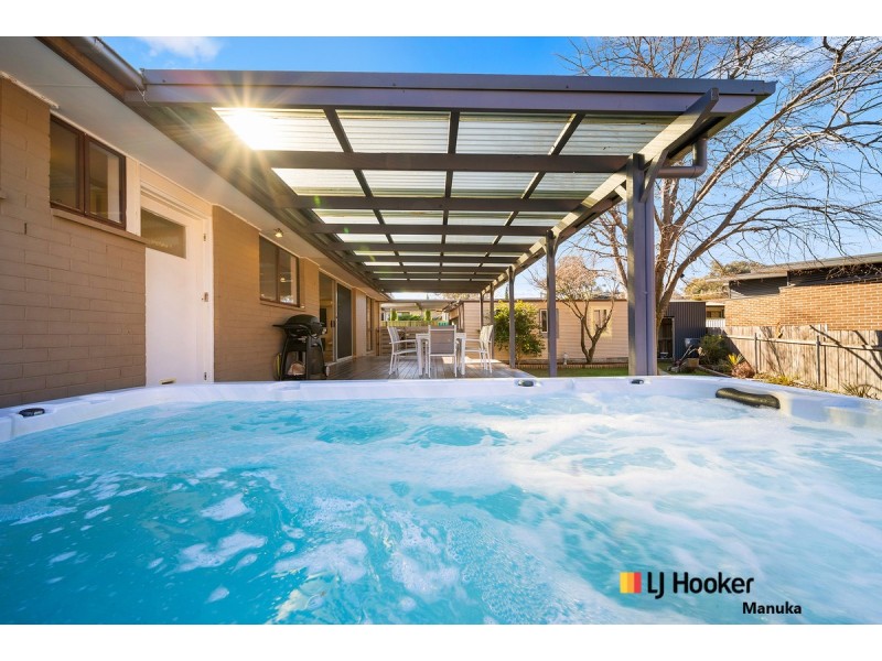 54 Tepper Circuit, Kambah ACT 2902