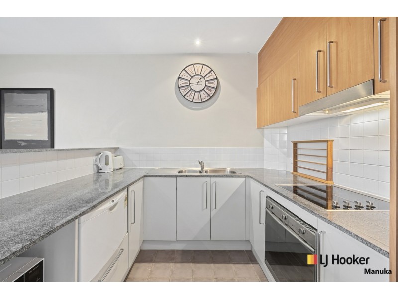 75/8 Dominion Circuit, Forrest ACT 2603