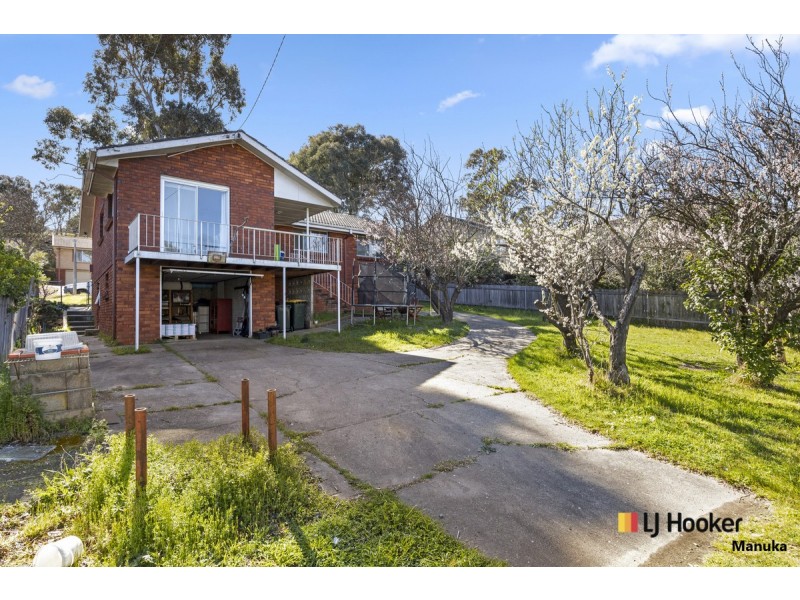60 Fitchett Street, Garran ACT 2605
