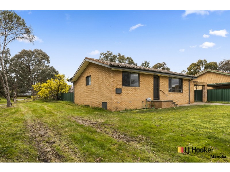 10 Clambe Place, Charnwood ACT 2615