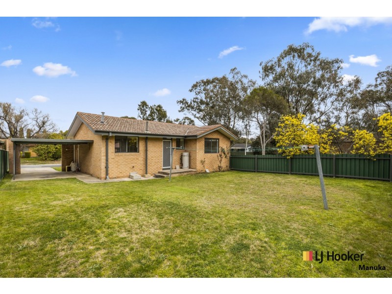 10 Clambe Place, Charnwood ACT 2615