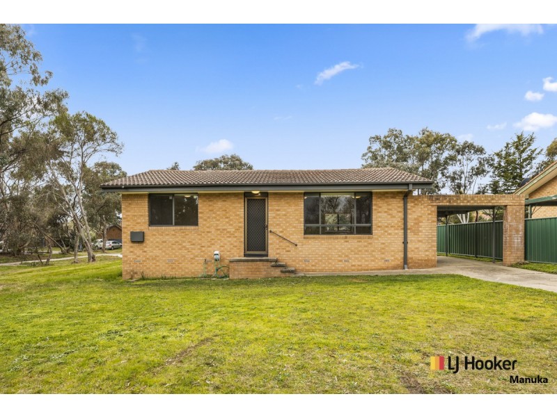 10 Clambe Place, Charnwood ACT 2615