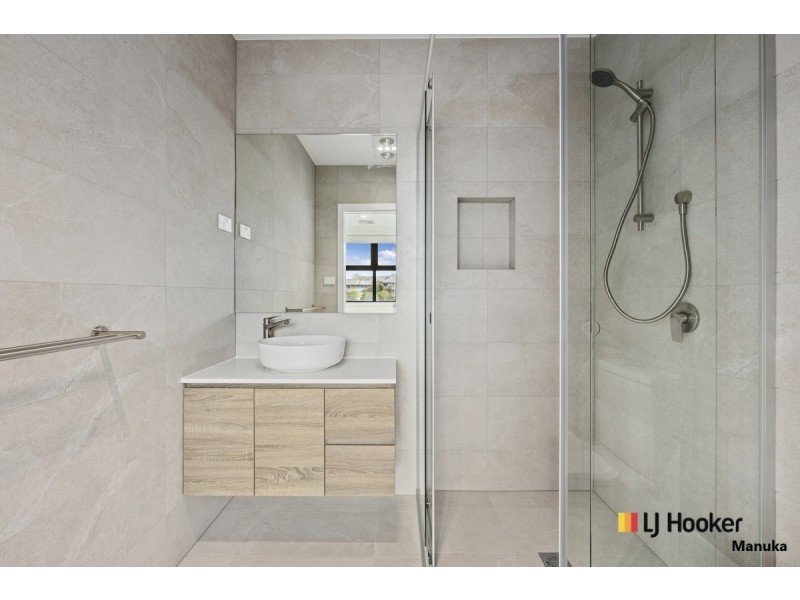 5/12 Ellison Harvie Close, Greenway ACT 2900
