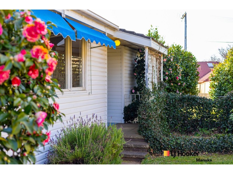 4 Hartog Street, Griffith ACT 2603